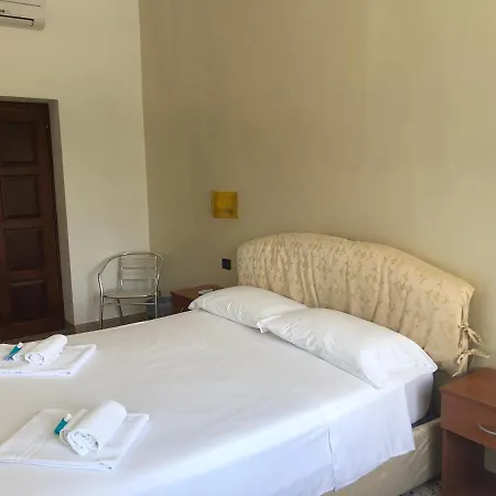 Nappi برايا إيه ماري