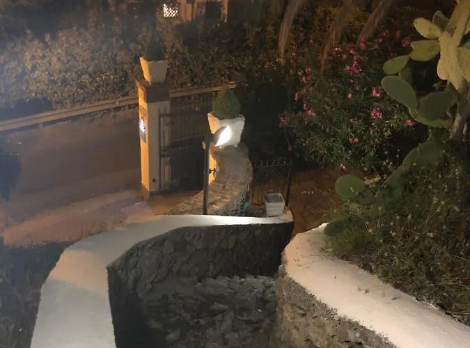 住宿加早餐酒店 Nappi 普拉亚·阿马勒