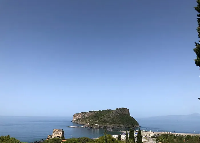 住宿加早餐酒店 Nappi 3*