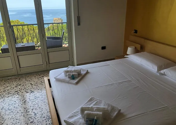 Nappi 住宿加早餐酒店 3*