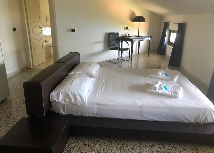 住宿加早餐酒店 Nappi 普拉亚·阿马勒